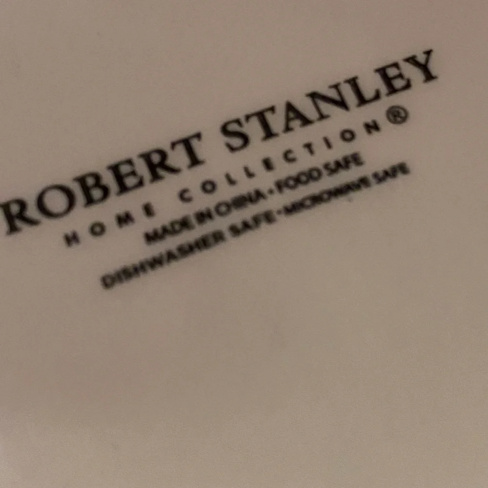 Robert Stanley. Winter/Christmas Scene Ceramic Mug. NWOT. - Picture 7 of 7